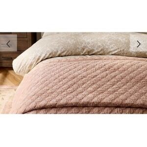 Pottery Barn Velvet Lattice Handcrafted Quilt Full Queen Blush Pink Cotton